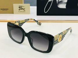 Picture of Versace Sunglasses _SKUfw56894821fw
